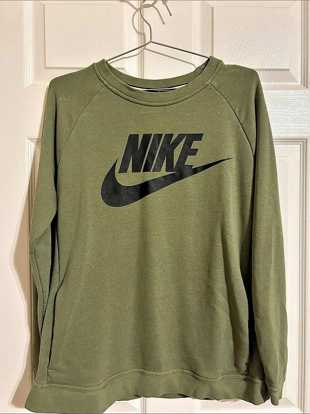 Nike Swoosh Green Sweatshirt Like New